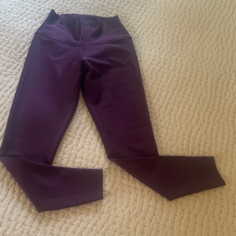 ALO airlift Yoga Deep Purple 7/8 Leggings